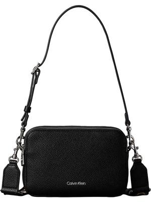 Calvin Klein Siyah Kadın Çapraz Çanta Webbıng 2x Strap Camera Bag