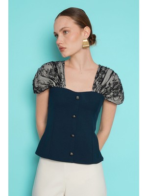 Very Moda Omuz Dantel Detaylı Kayık Yaka Bluz | D2994