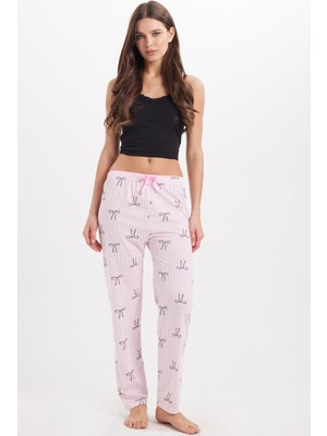 Tudors Kadın Regular Fit Klasik Kesim Viskon Beli Lastikli Fiyonk Detaylı Baskılı Pembe Pijama Altı