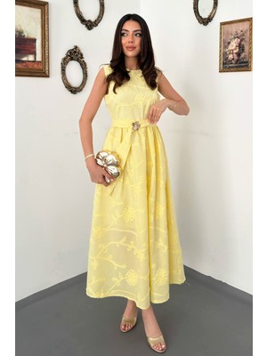 Moda Days Kadın Sarı Midi Elbise Çiçek Nakışlı Kuşaklı Büzgülü Astarlı A Kesim