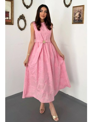 Moda Days Kadın Pembe Midi Elbise Çiçek Nakışlı Kuşaklı Büzgülü Astarlı A Kesim