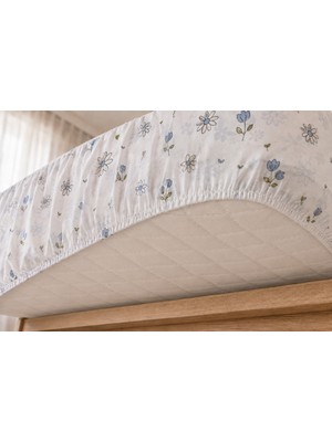 Shule's Collection Vintage Pastel Mavi Çiçek Desenli %100 Pamuk Fırfırlı Etekli Lastikli Çarşaf Takımı