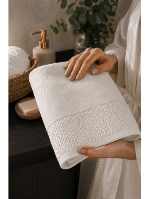 Mira Home El Yüz Havlusu 50X90 cm %100 Pamuk Kısmi Kadife  Quadro Krem