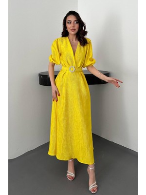 Moda Days Kadın Sarı Kruvaze Yaka Kemerli Işıltılı Dokulu Balon Kollu Maxi Elbise