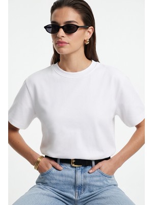 Kadın Rise Dekoratif Yaka Tok Doku %100 Pamuk Beyaz T-Shirt