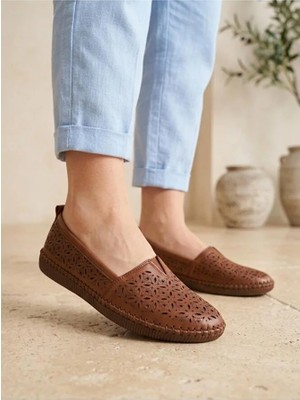BEREN Hakiki Deri Kadın Babet Ortopedik Taban Lazer Delikli Slip-On Comfort Ayakkabı