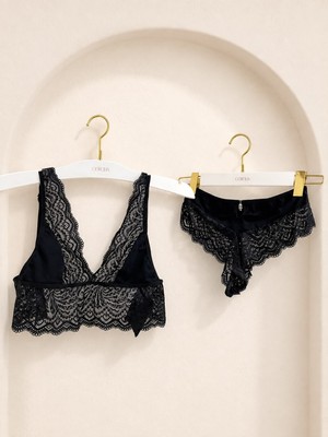 Dantel Detaylı Lüx Bralet ve Külot Takımı