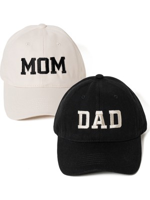 Nome Studio Nakışlı Açık Bej Siyah Mom Dad Anne Baba Şapka 2li Paket Yıkamalı Kumaşlı ve Yazı Nakışlı Şapka Pamuklu Siperlikli Ayarlı Şapka Günlük Tarz Eğlenceli Kep