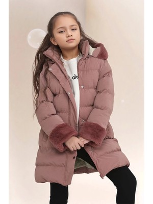 Lovrel Kol ve Kapüşon Detaylı Uzun Boy Rahat ve Şık Iç Kısmı Polar Kışlık Yeni Sezon Kız Çocuk Mont Kaban