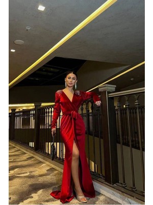 Lior Design Kadife Kumaş Kruvaze Yaka Kruvaze Kesim Kuşaklı Uzun Kollu Diz Altı Boy Mezuniyet Elbisesi