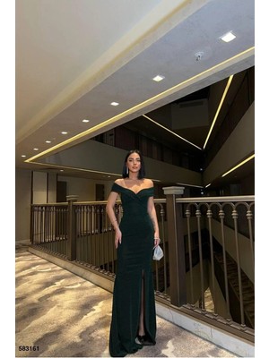 Lior Design Polyester Geniş Kayık Balık Kesim Kolsuz Yere Yakın Boy Özel Gün Elbisesi