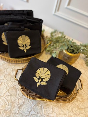 Elora Maison Karanfil Nakışlı Keten Makyaj Çantası, Aksesuar Çantası, Nakışlı Clutch