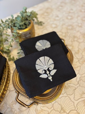 Elora Maison Karanfil Nakışlı Keten Makyaj Çantası, Aksesuar Çantası, Nakışlı Clutch