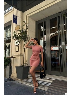 Euro Class Asimetrik Yaka Mini Kısa Kollu Abiye Elbise