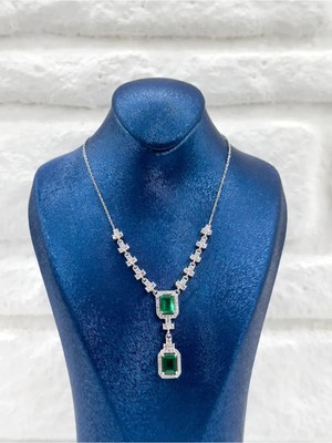 Livora Jewelry 925 Ayar Gümüş Zümrüt Taşlı Özel Tasarım Kadın Kolye