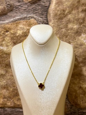 Livora Jewelry 925 Ayar Gümüş Gold Kaplama Oniks Taşlı Şans Yoncası Bordo Kadın Kolye