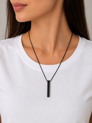 Axis Siyah Çubuk Uçlu Unisex Kolye – Kadın & Erkek Minimal Tasarım