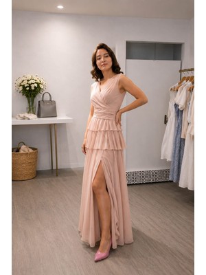 Mare Butik Pudra Rengi Katman Detaylı Yırtmaçlı Abiye Elbise L