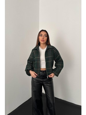 Moda Days Kadın Yeşil Ekoseli Fermuarlı Crop Ceket Gömlek Yaka Düşük Omuz Uzun Kol