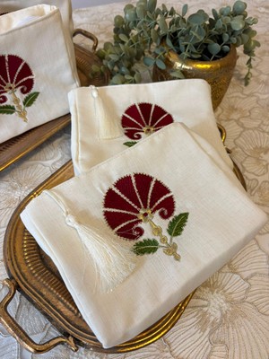 Elora Maison Karanfil Nakışlı Keten Makyaj Çantası, Aksesuar Çantası, Nakışlı Clutch