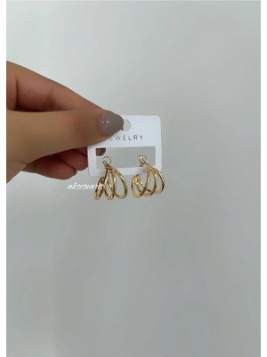 Aksesuaris 3'lü Görünümlü Gold Çelik Küpe