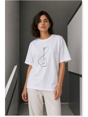 Modi Minimal Gitar Baskılı Tişört T-Shirt Yazlık Kısa Kol Bisiklet Yaka Beyaz