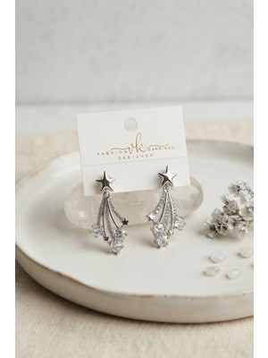 Arenes Gümüş Renk Zirkon Taşlı Halley Model Pirinç Kadın Küpe - Lisinya