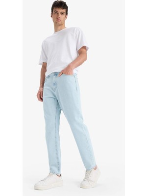 1001 DEFACTO%100 Pamuk 90's Slim Fit Dar Kalıp Yüksek Bel Dar Paça Jean Pantolon E7281AX25SM
