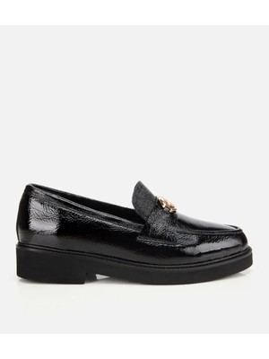 Hotiç Kadın Rugan Deri Siyah Tokalı Klasik Loafer
