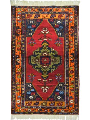 Kilim Co. Vintage Niğde El Dokuma Halısı, Madalyon ve Çiçek Motifli 110X190 cm (2.09 M²)