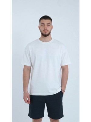 TKT Erkek Beyaz Renk Pamuklu T-Shirt Penye Kumaş Sıfır Yaka Regular Tam Kalıp