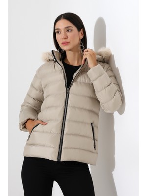 Tals Moda Kadın Silim Fit Çıkarılabilir Kapişonlu Mont