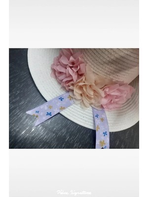 PIECE SIGNATURE Beyaz, Lüx Merserize Çocuk Şapka ( Güllü ) ( 3-8 Yaş )