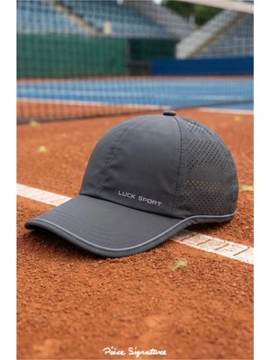 PIECE SIGNATURE Reflektörlü Çabuk Kuruyan Arkası Fileli, Micro Kumaş, Koşu ve Tenis Şapkası ( 58-59 cm )