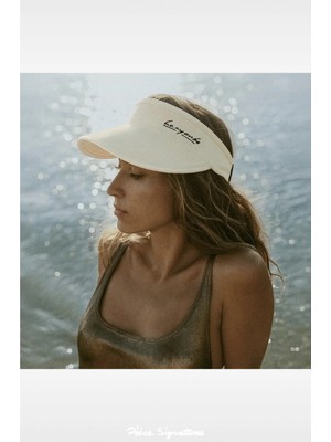 PIECE SIGNATURE Arkadan Lastik Kemerli, Ayarlamalı, Yeni Tenis Şapkası ( Size 57-58 cm )