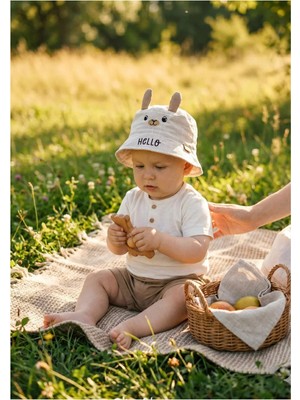 PIECE SIGNATURE Bebek Cildiyle Dost, Terletme Yapmayan %100 Cotton Bebek Plaj ve Yazlık Şapka ( 0-18 Ay ) ( Size 43-46 cm )