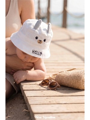 PIECE SIGNATURE Bebek Cildiyle Dost, Terletme Yapmayan %100 Cotton Bebek Plaj ve Yazlık Şapka ( 0-18 Ay ) ( Size 43-46 cm )