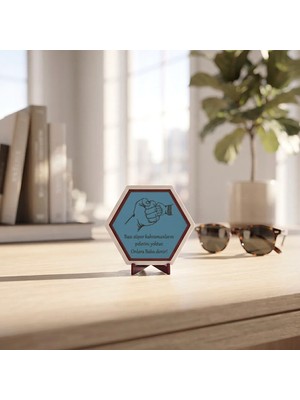 Miawiki Süper Kahraman Baba Temalı El Ikonlu Masaüstü Süsü Eviniz ve Ofisiniz Için Modern Bir Parça 10X10 cm