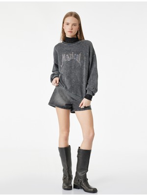 Koton Yıkamalı Bisiklet Yaka Oversize Taşlı Sweatshirt