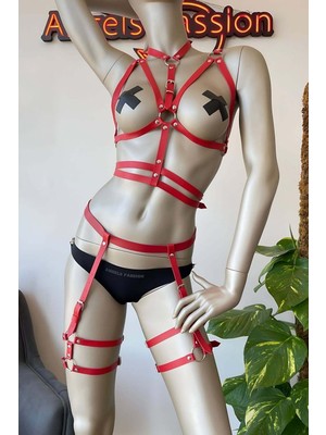 Esranın Dünyası Kırmızı Fantezi Deri Jartiyer Harness Takım