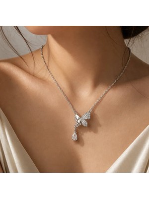 Hellemyst Zirkon Taşlı Kelebek 925 Ayar Gümüş Kolye