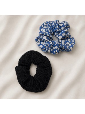 Tcey 2’li Oversize Scrunchie Lastik Toka Seti – Siyah & Mavi Çiçekli
