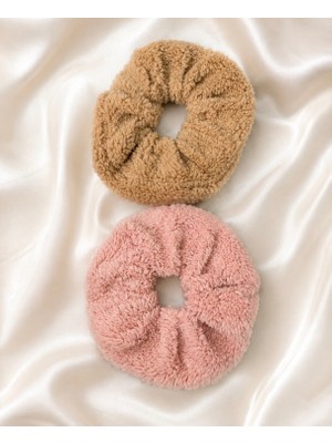 Tcey 2’li Peluş Oversize Scrunchie Lastik Toka Seti – Camel & Pudra