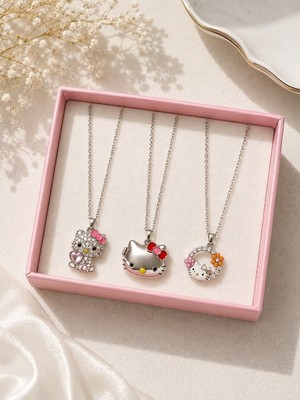 Deryora Hello Kitty 3’lü Kolye Seti Şık Pembe Takı Kutulu Sevimli Kedi Figürlü Kolye Seti Kadın ve Kız Çocuklar Için Zarif Takı Hediyesi