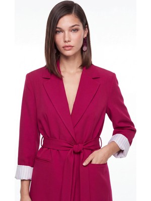 Cemo Kemerli Kol Katlama Detaylı Blazer Ceket