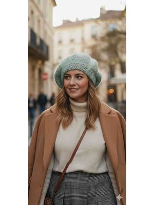 Reyn Handmade Kadın Bej / Vizon Renk El Örgüsü Yumuşak Moher Ressam Bere (Fransız Stil Beret)