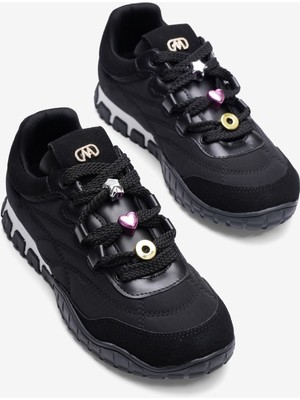 Mubiano Kadın Paraşüt Sneaker Süet Detaylı Aksesuarlı Günlük Spor Ayakkabı Nomi Siyah