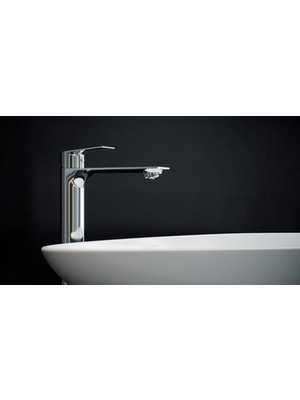 Sungur's Store Yüksek Lavabo ile Modern Banyo Tasarımı