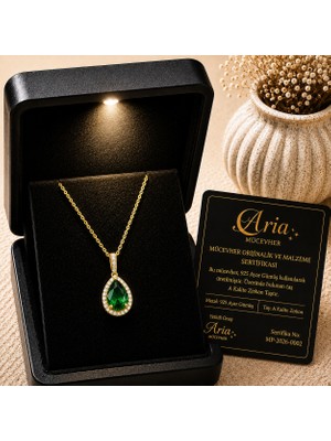 Eva's Jewellery Diamonds Zümrüt Kolye 925 Ayar Gümüş Damla Kesim, 18 Ayar Gerçek Altın Kaplama, Mücevher Sertifikalı ve Işıklı Hediye Kutulu