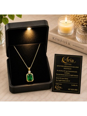 Eva's Jewellery Diamonds Zümrüt Kolye Gerçek Pırlantalı, 925 Ayar Gümüş 18 Ayar Gerçek Altın Kaplama, Işıklı Hediye Kutulu ve Sertifikalı
